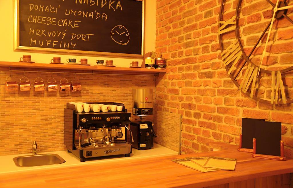 Příbram 时光咖啡旅馆酒店 外观 照片